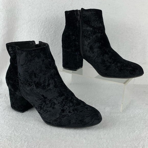 SO Womens Heeled Black Cut Velvety Fabric Ankle Boots Side Zip Chunky Heel US 10 - Picture 1 of 12